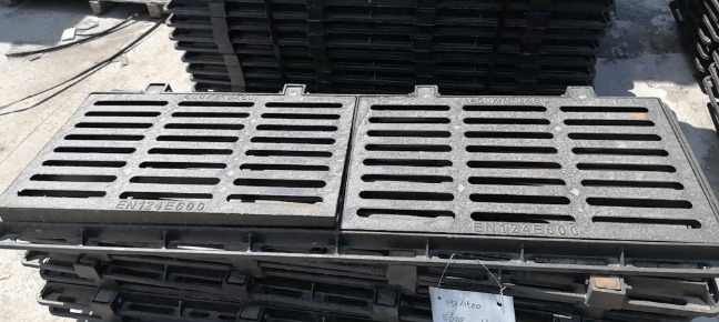 湄潭球墨铸铁连体双篦展示